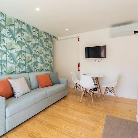 T1 Aquamar Ii Apartment